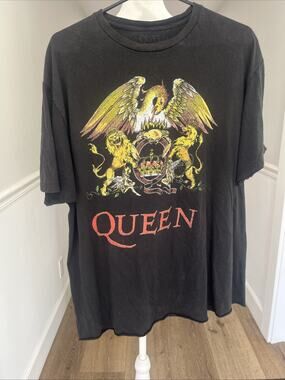 Queen Official Merch Crest Logo Black T Shirt Men XL Band Tee Rock Music